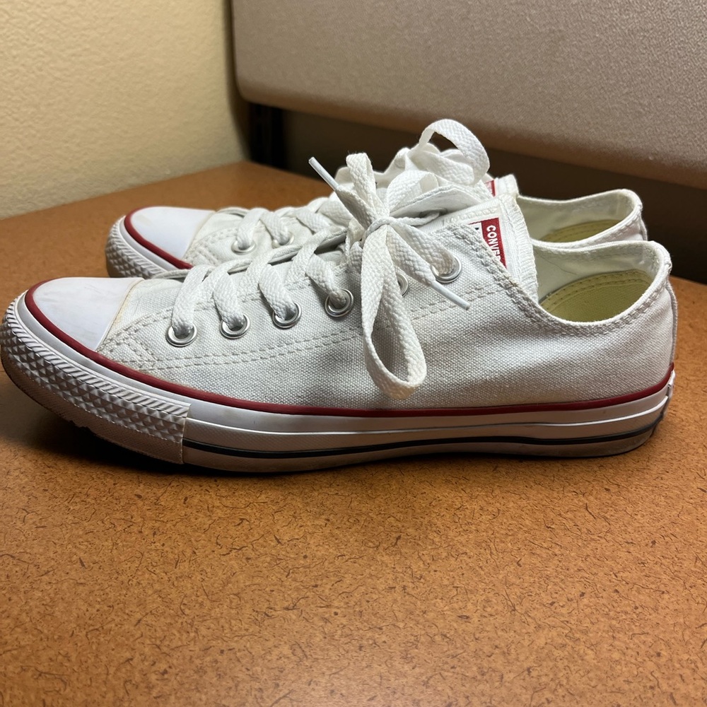 Converse Chuck Taylor All Star Women Size 8 White Low Top Sneakers W7652 - Picture 7 of 9